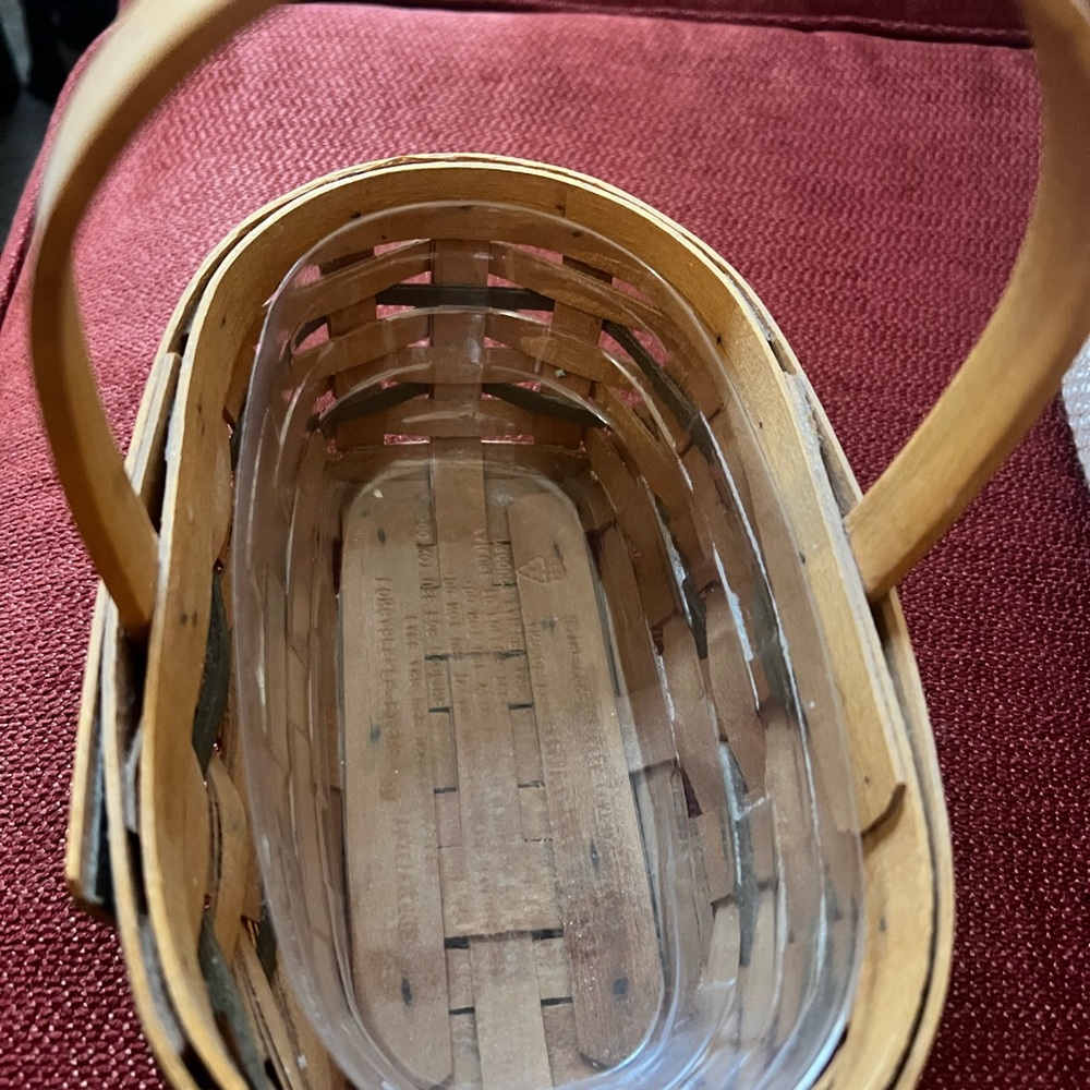 Longaberger 1997 Incentive Basket with green
